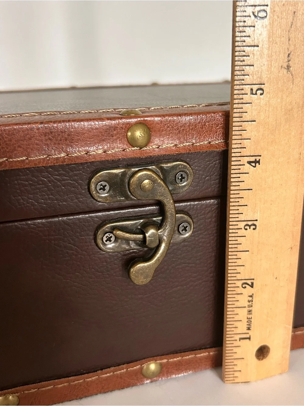 Brown Faux Leather Nail Head Storage Hinged Box Chest Trunk Swing Clasp Man Cave